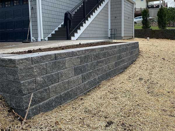 retaining wall installation in Pittsburgh.